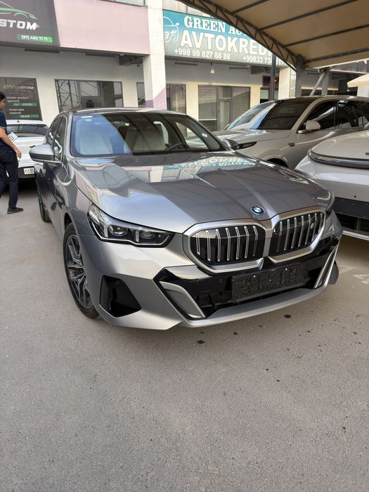 BMW i5 2025 — 2