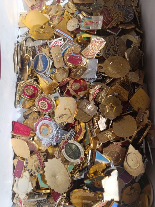 Значки алюминиевые