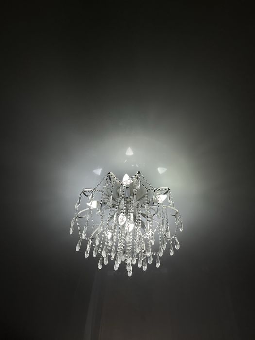 Стильная люстра