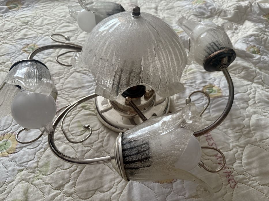 Люстра потолочная. Самовывоз