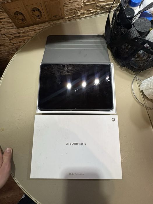 Xiaomi Pad 6 11″ — с коробкой и чехлом