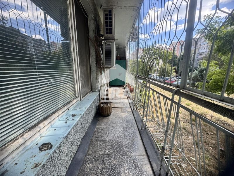 Продава се Тристаен апартамент в Варна, Окръжна болница - 73 кв.м за 2055 €/кв.м - Снимка #10