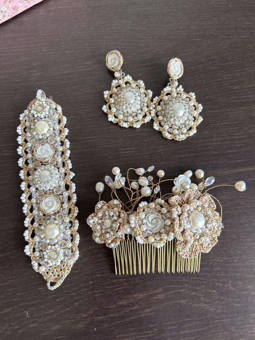 Set bijuterii lucrate manual cu fir de aur