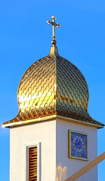 Tabla aurie pentru acoperis