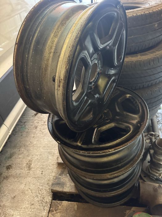 Set jante Dacia Duster 5x114,3 R16 x7JET