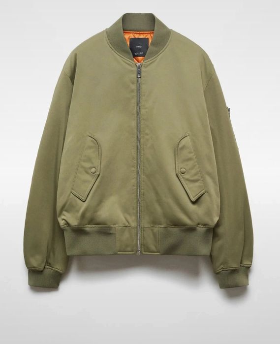 Jachetă bomber nouă Mango