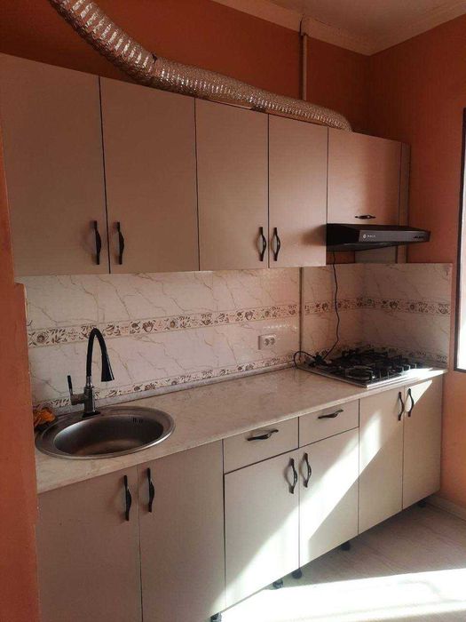 3 хонали квартира ижарага берилади  №419