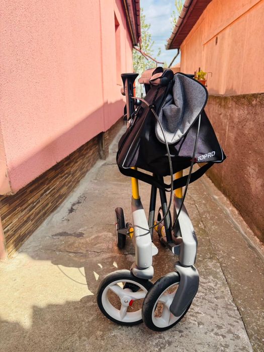 Rolator ortopedic cu 3 roti