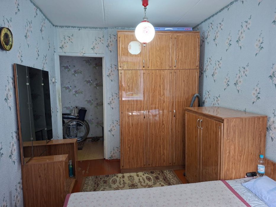 Продам двух комнатную квартиру