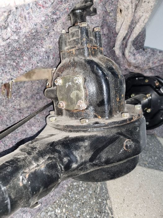 Muravey Lochin motoga zadni most sotiladi yangi