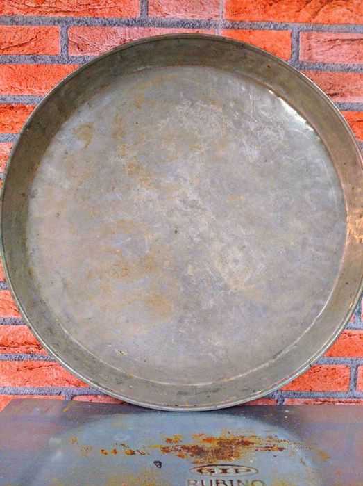 Стари медни тави