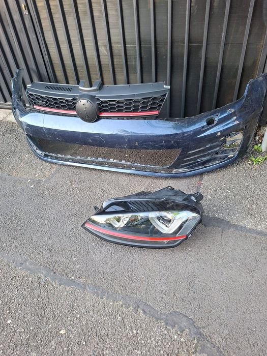 Far xenon led grila bara  vw golf 7 gti