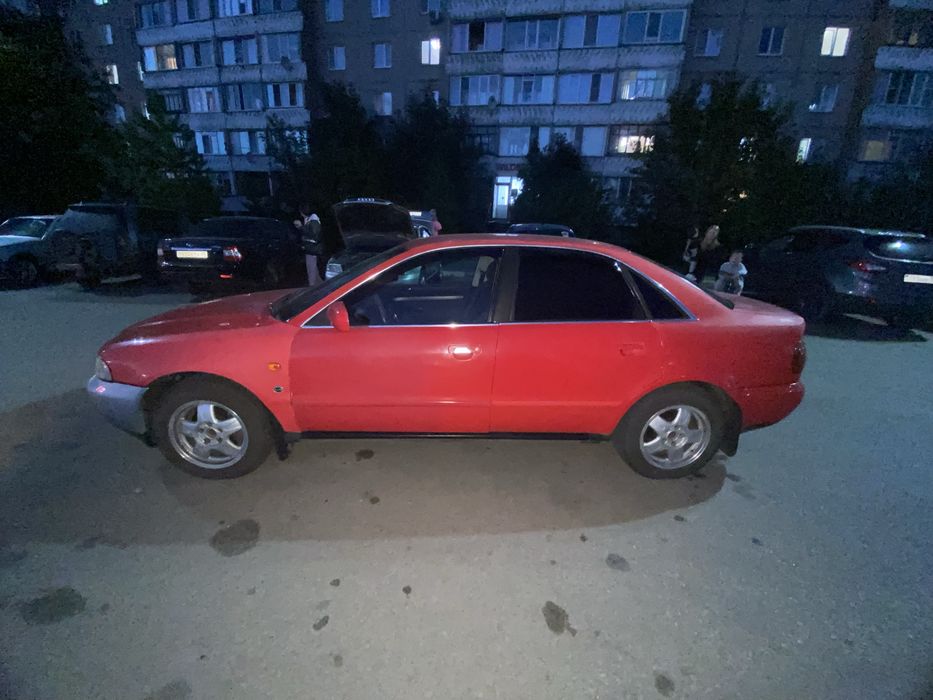 Продам Ауди а4б5 1.8т 1996г