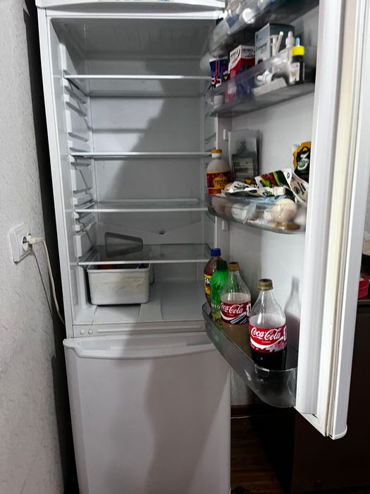 Продам холодильник