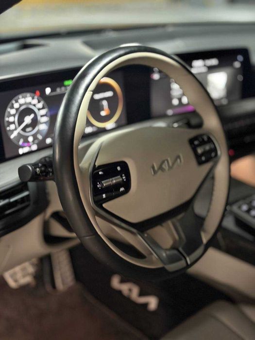 Kia K8 Signature 2024г! 24.000 км! Чистая краска! 3.5 АТ фулл! Чистая!