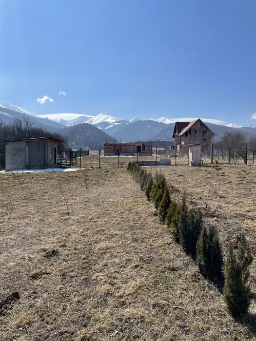 Teren si casa in constructie -Sambata de Sus
