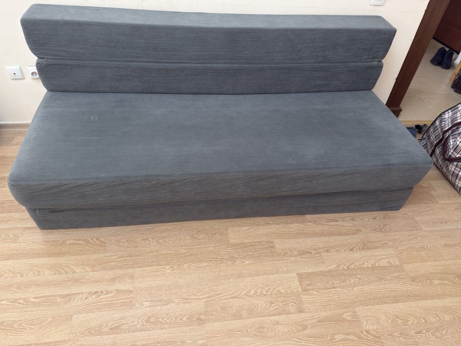 Диван бескаркасный срочно продаем !!!
