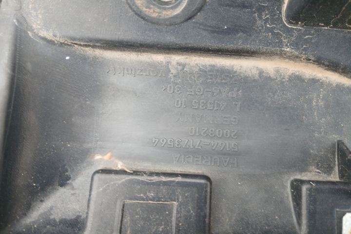 Trager / Calandru 7173564 5164-7173564 7173564 5164-7173564 BMW Seria