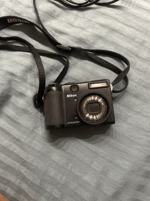 продаю nikon coolpix