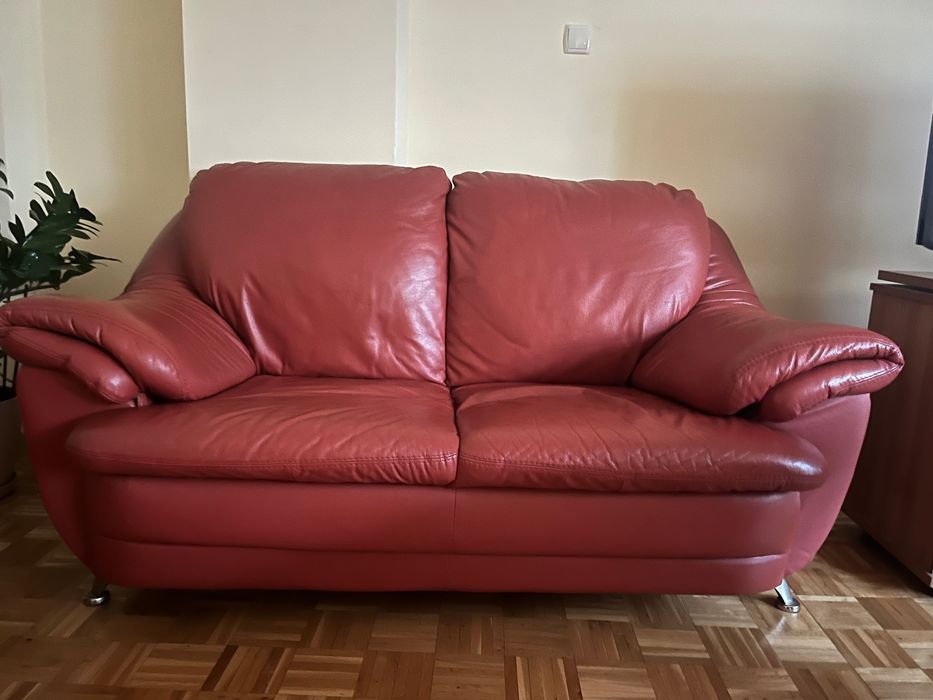 Гарнитура от естествена кожа