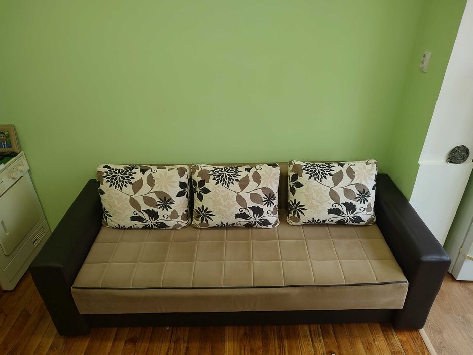 Диван с опция сън