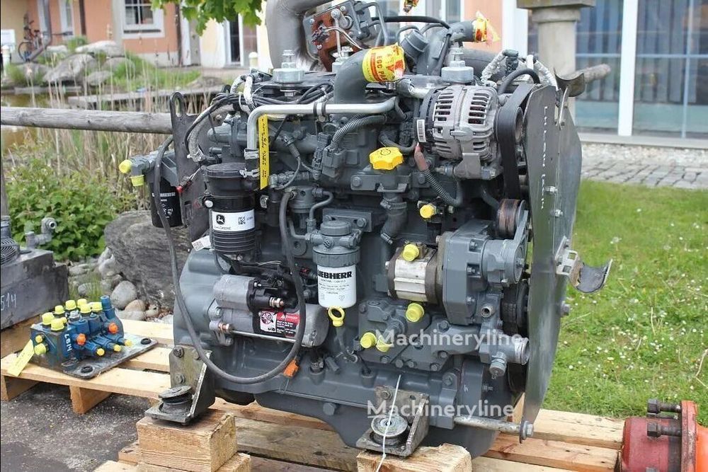 Motor pentru utilaje de constructii John Deere 4045