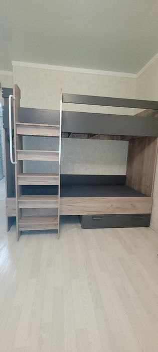 Кровать двухэтажная