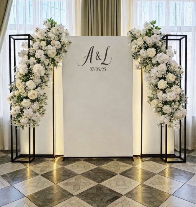 Decoruri si aranjamente florale nunta