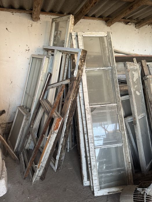 Окна и двери, эшик ромлар