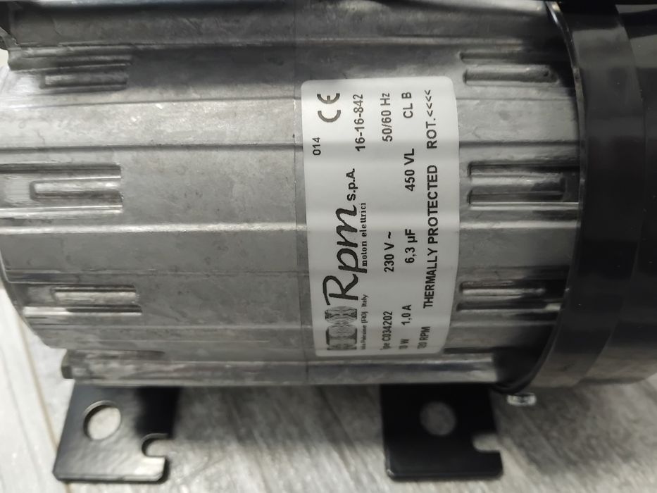 Motor ventilat pompa rotativa.Monofazat