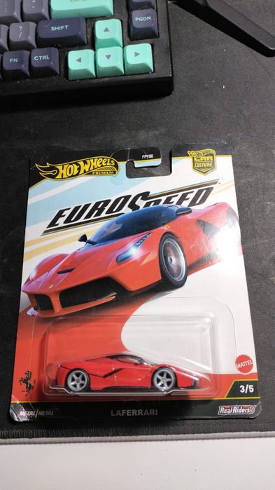 Хот вилс обмен/продажа  hot wheels