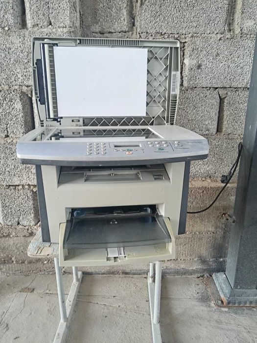 МФУ HP Laserjet 3052.