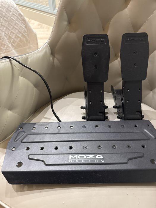 MOZA R5 Bundle Идеальное состояние