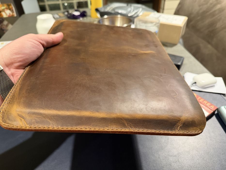 Husa de protectie laptop Macbook 14” - 15” din piele 100%