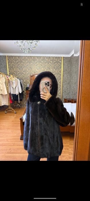 Продам норковую шубу