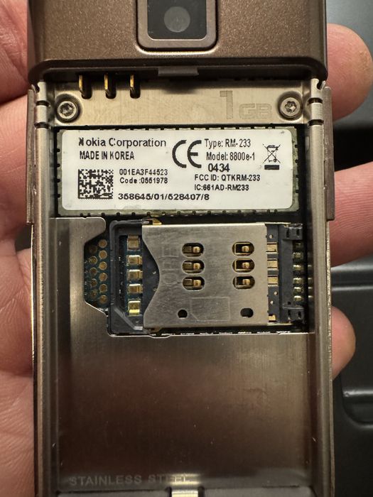 Nokia 8800 saphire arte