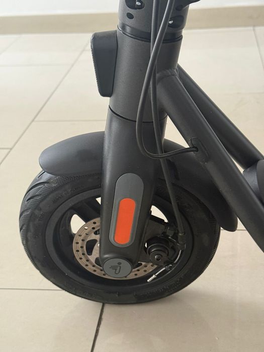 Vand  Trotineta Electrica Kick Scooter F2