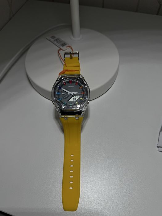 Часы мужкой SKMEI