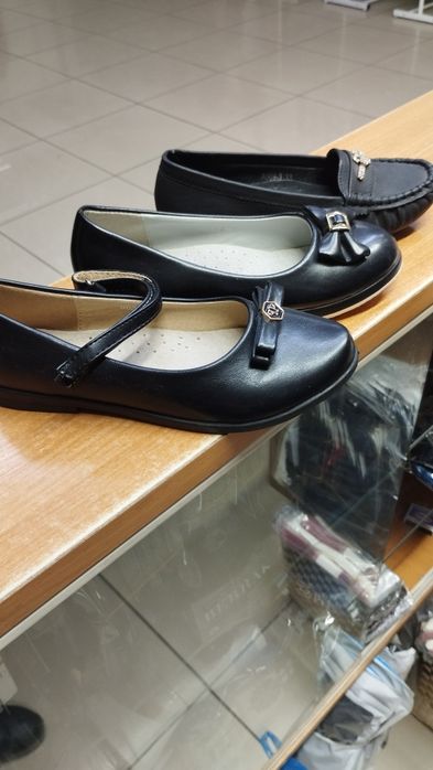 Продам туфли детские