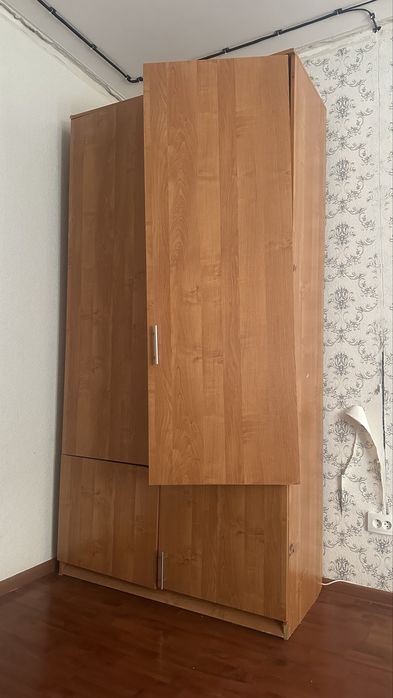 шкаф            .