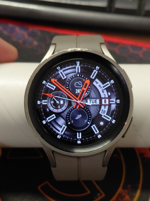 Samsung Galaxy Watch 5 Pro 45 mm, Bluetooth, impecabil