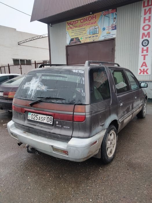 Митсубиси спец вагон