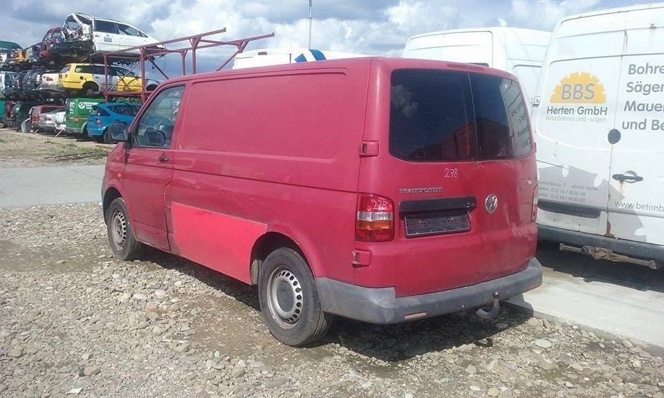 Dezmembrez Volwkswagen T5