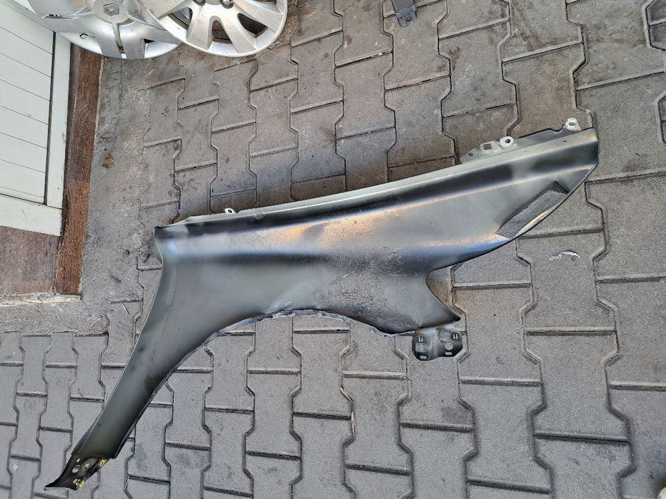 Оригинален десен калник Volvo V50