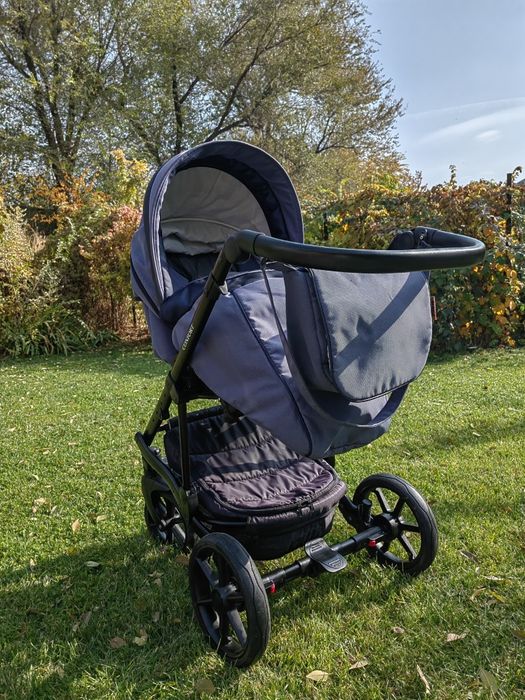 Коляска Pituso Confort