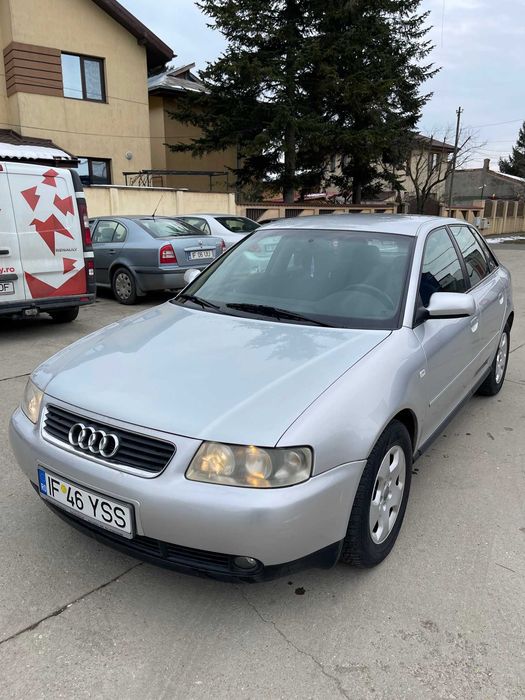 Audi A3 1.6 benzina automat