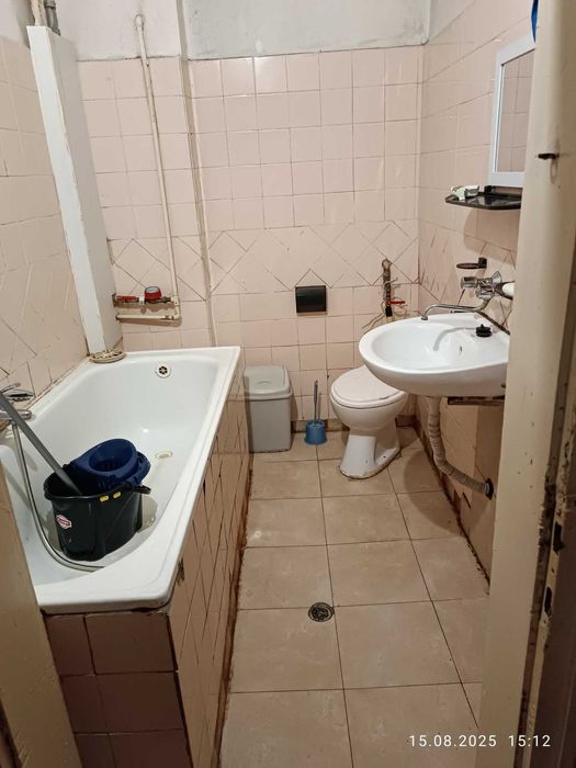 Дава се под наем Двустаен апартамент в Перник, Център - 66 кв.м за 357 € - Снимка #3