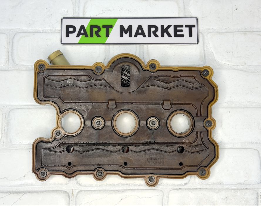 Капак двигател AUDI 3.0TFSI 06E103471P