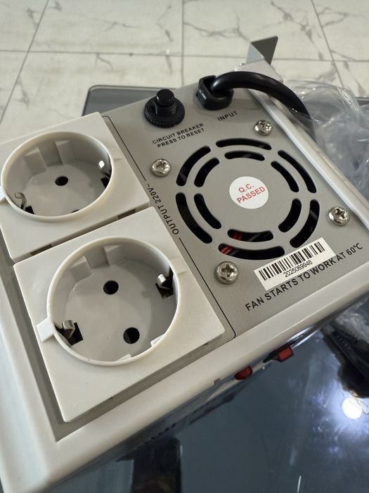 Стабилизатор напряжения 2 квт SAAB ACDR2000 Вт stabilizator 220 volt