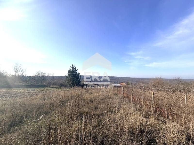 Урегулиран поземлен имот за продажба, в м-т Боровец Север, Варна, на 7